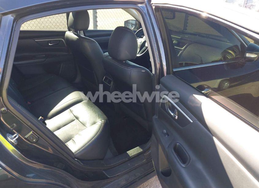 Photo 8 of 2018 Nissan Altima 2.5 SL (VIN 1N4AL3AP3JC234583)