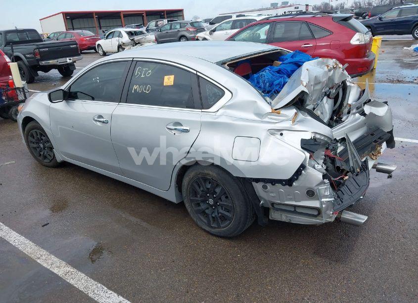 Photo 3 of 2018 Nissan Altima 2.5 S (VIN 1N4AL3AP3JC246698)