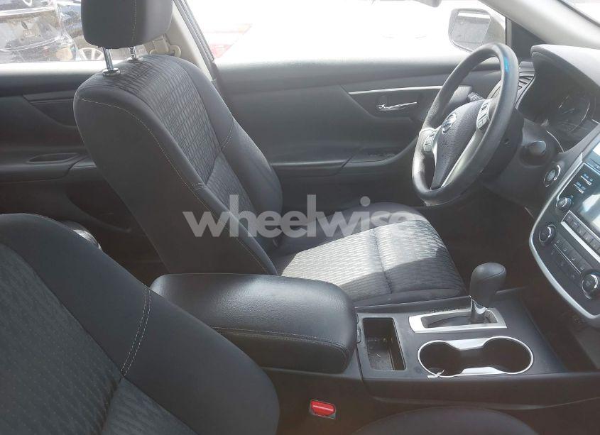 Photo 5 of 2018 Nissan Altima 2.5 S (VIN 1N4AL3AP3JC251318)