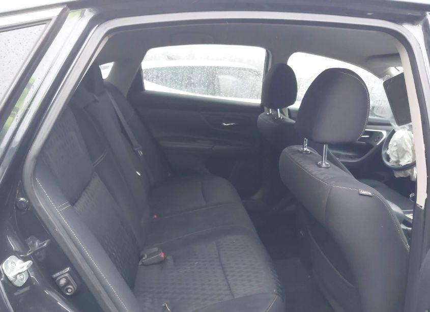 Photo 8 of 2018 Nissan Altima 2.5 S (VIN 1N4AL3AP3JC251674)