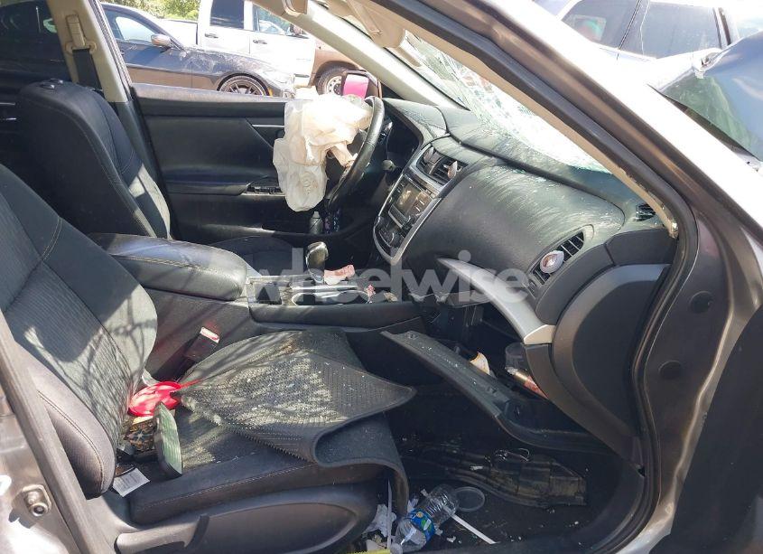 Photo 5 of 2018 Nissan Altima 2.5 SV (VIN 1N4AL3AP3JC253358)