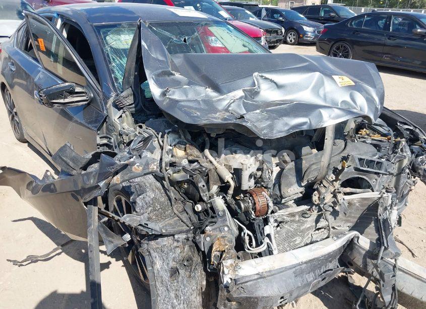 Photo 6 of 2018 Nissan Altima 2.5 SV (VIN 1N4AL3AP3JC253358)