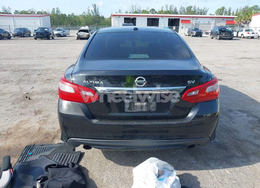 Photo 16 of 2018 Nissan Altima 2.5 SV (VIN 1N4AL3AP3JC264280)