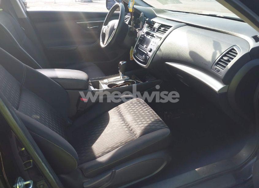 Photo 5 of 2018 Nissan Altima 2.5 SV (VIN 1N4AL3AP3JC264280)