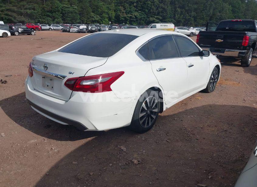 Photo 4 of 2018 Nissan Altima 2.5 SV (VIN 1N4AL3AP3JC274887)