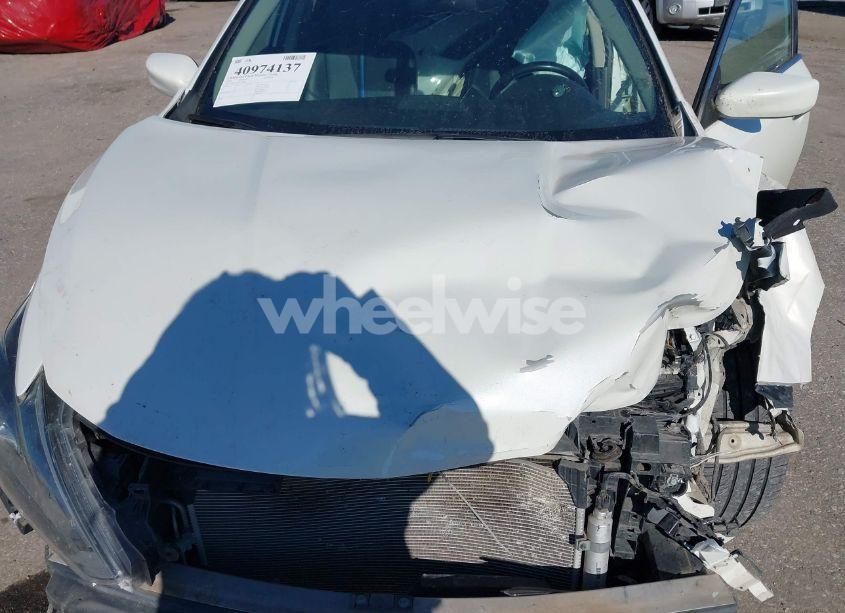 Photo 10 of 2018 Nissan Altima 2.5 SR (VIN 1N4AL3AP3JC284917)