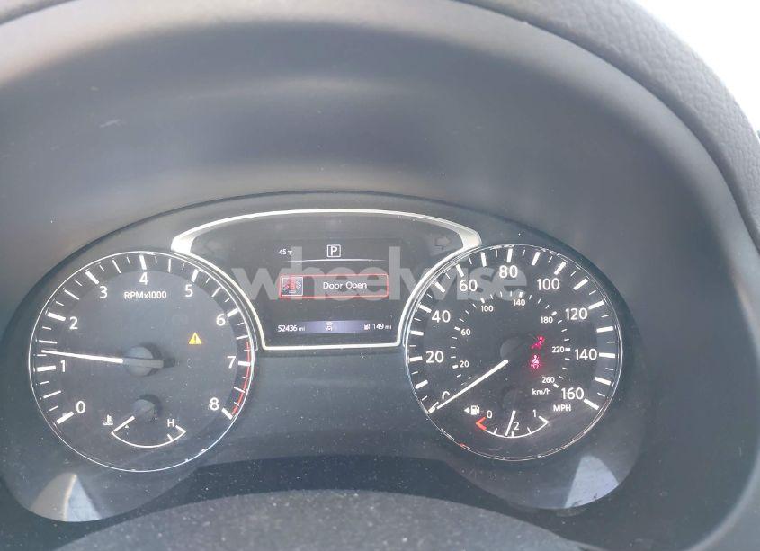 Photo 7 of 2018 Nissan Altima 2.5 SR (VIN 1N4AL3AP3JC284917)