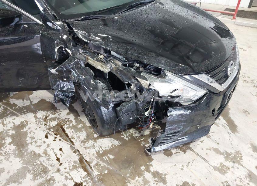 Photo 6 of 2018 Nissan Altima 2.5 S (VIN 1N4AL3AP3JC286456)