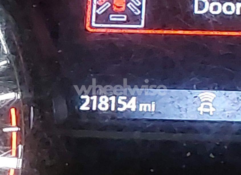 Photo 16 of 2018 Nissan Altima 2.5 SR (VIN 1N4AL3AP3JC295741)