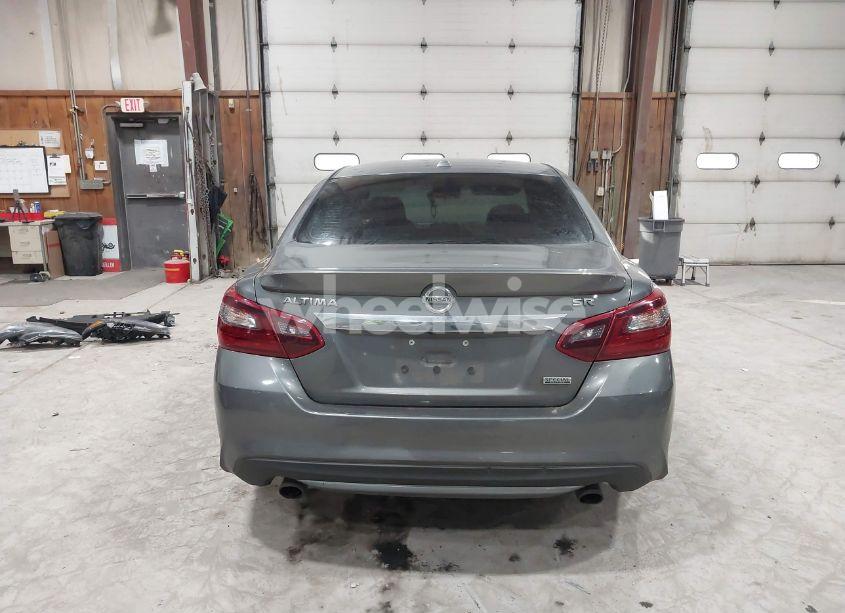 Photo 17 of 2018 Nissan Altima 2.5 SR (VIN 1N4AL3AP3JC295741)