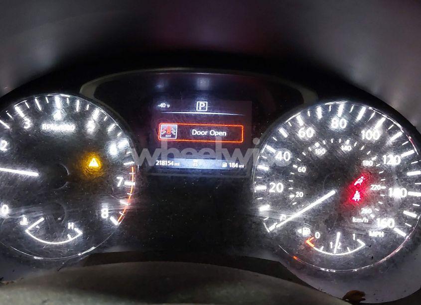 Photo 7 of 2018 Nissan Altima 2.5 SR (VIN 1N4AL3AP3JC295741)