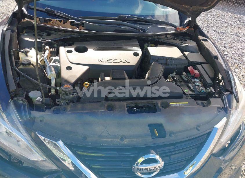 Photo 10 of 2018 Nissan Altima 2.5 SL (VIN 1N4AL3AP3JC297649)