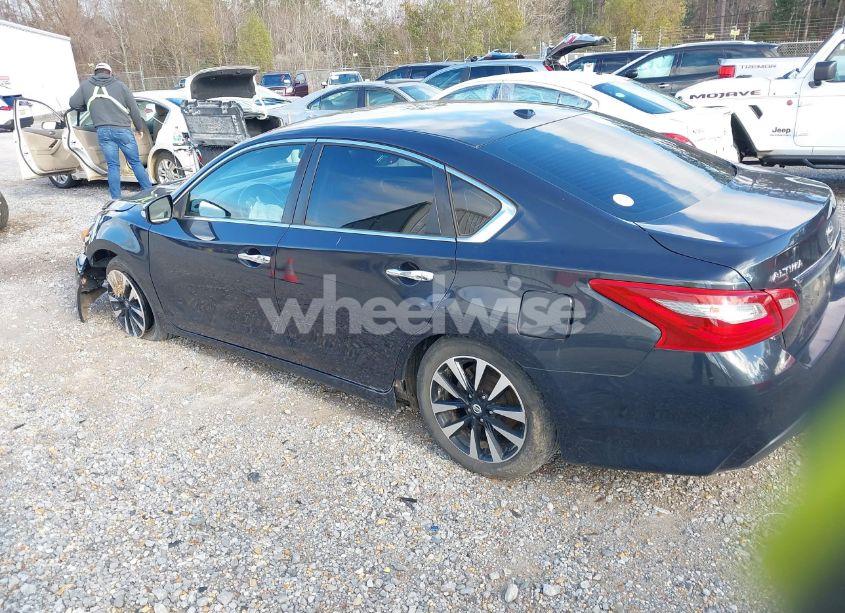 Photo 14 of 2018 Nissan Altima 2.5 SL (VIN 1N4AL3AP3JC297649)