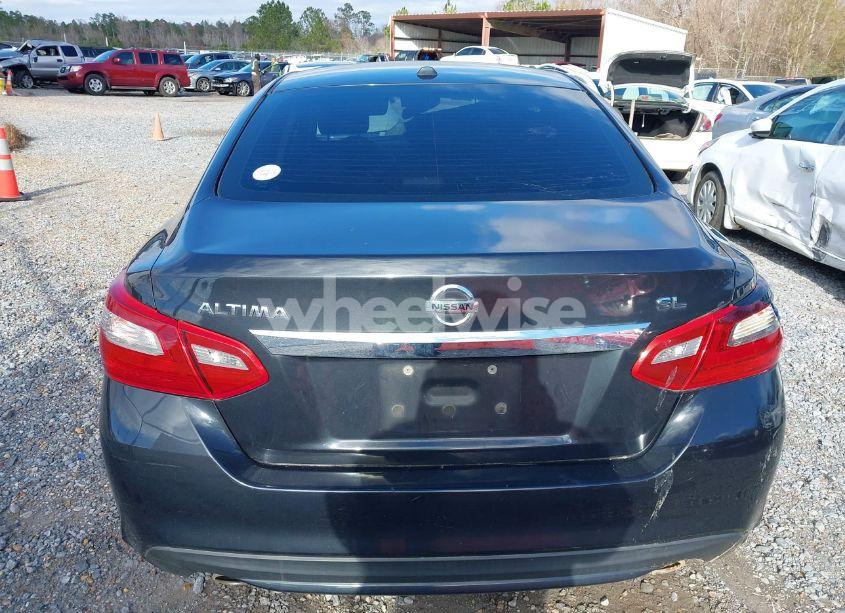 Photo 16 of 2018 Nissan Altima 2.5 SL (VIN 1N4AL3AP3JC297649)