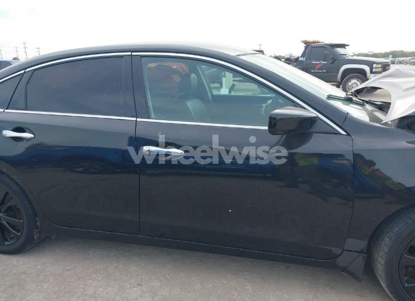 Photo 14 of 2018 Nissan Altima 2.5 SR (VIN 1N4AL3AP3JC298848)