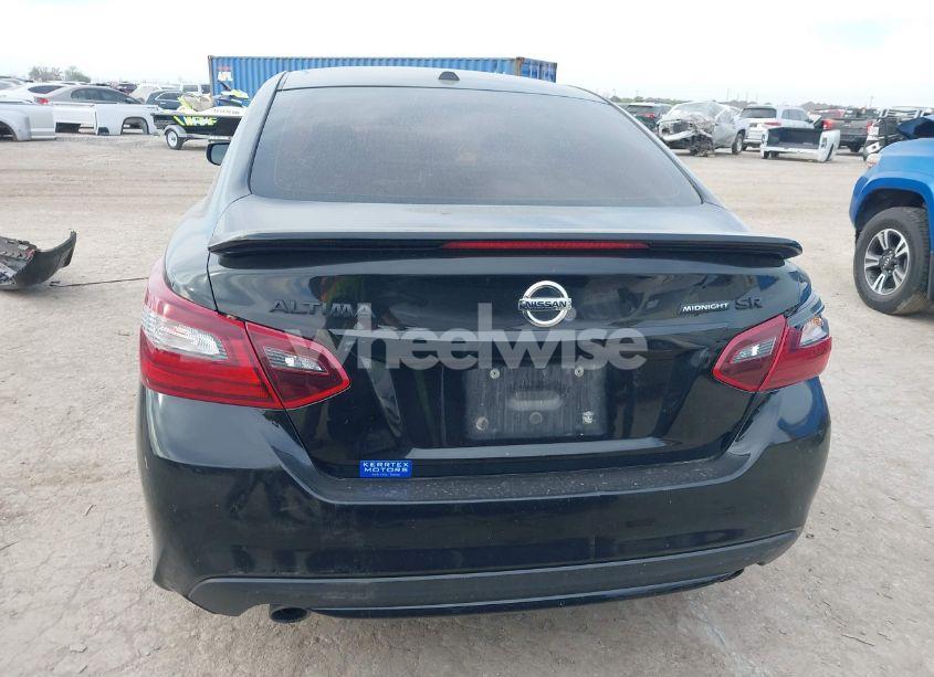 Photo 17 of 2018 Nissan Altima 2.5 SR (VIN 1N4AL3AP3JC298848)