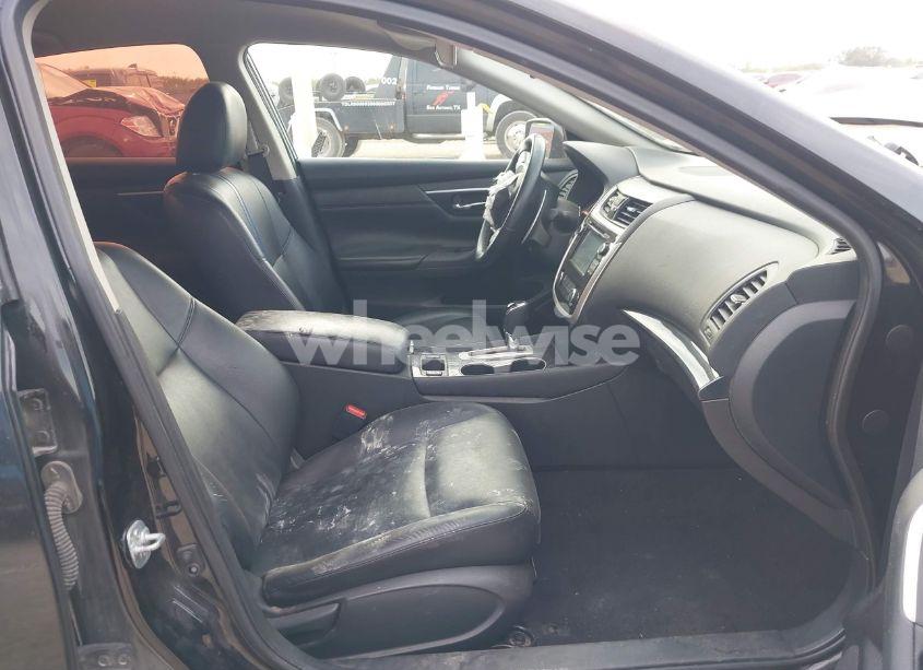 Photo 5 of 2018 Nissan Altima 2.5 SR (VIN 1N4AL3AP3JC298848)