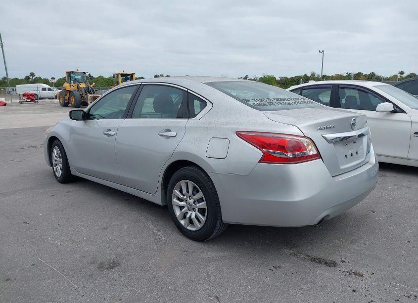 Photo 3 of 2013 Nissan Altima 2.5 S (VIN 1N4AL3AP4DC122928)