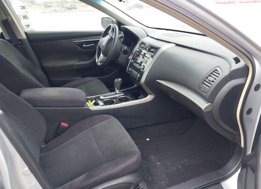 Photo 5 of 2013 Nissan Altima 2.5 S (VIN 1N4AL3AP4DC122928)