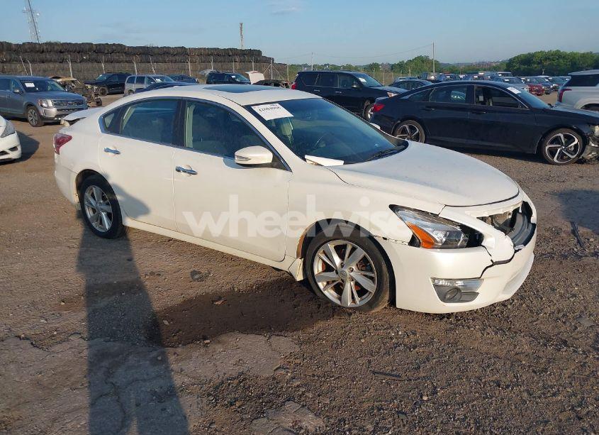 2013 Nissan Altima 2.5 SV (VIN 1N4AL3AP4DC124355) main photo