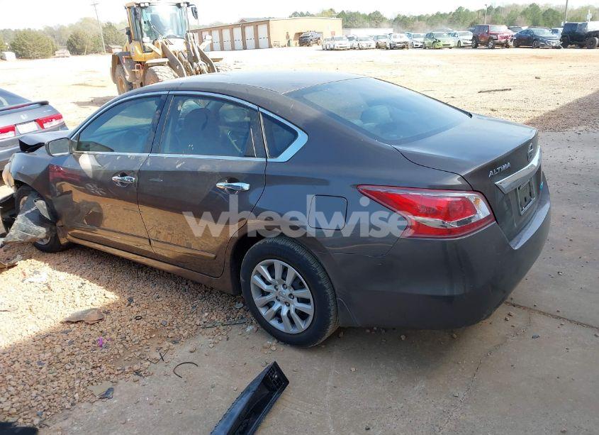 Photo 3 of 2013 Nissan Altima 2.5 S (VIN 1N4AL3AP4DC131970)