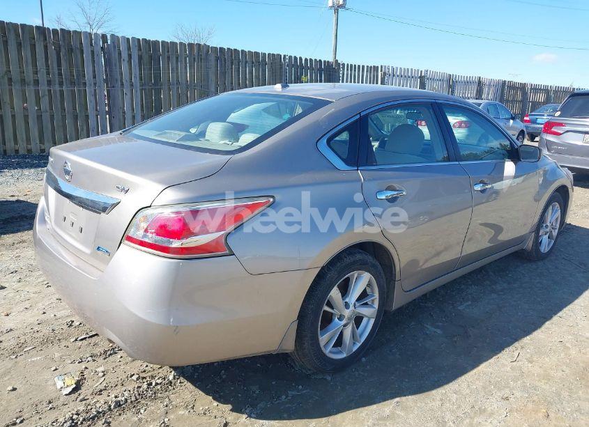 Photo 4 of 2013 Nissan Altima 2.5 SV (VIN 1N4AL3AP4DC134769)