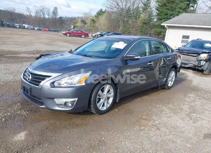 Photo 2 of 2013 Nissan Altima 2.5 SV (VIN 1N4AL3AP4DC150812)