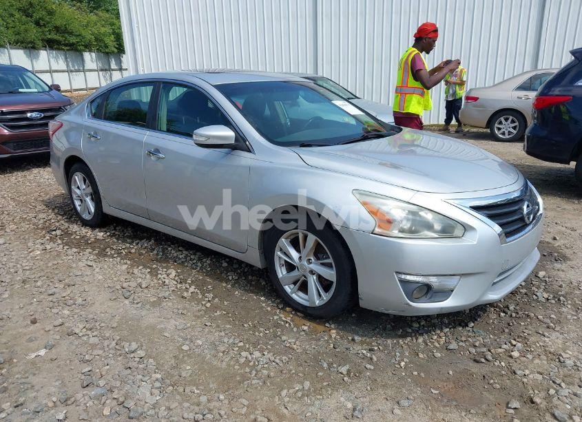 2013 Nissan Altima 2.5 SV (VIN 1N4AL3AP4DC187729) main photo