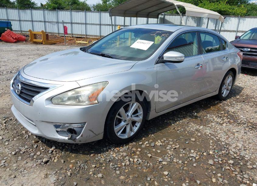 Photo 2 of 2013 Nissan Altima 2.5 SV (VIN 1N4AL3AP4DC187729)