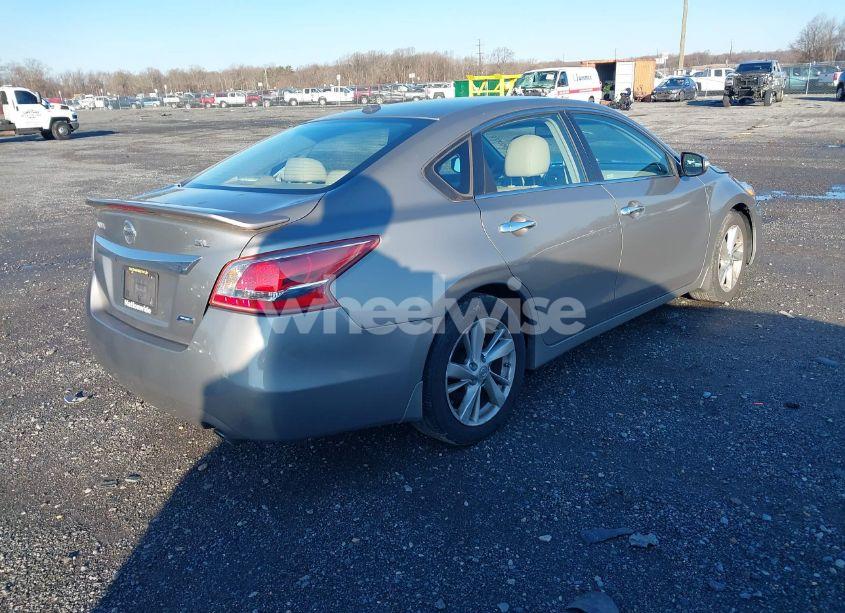 Photo 4 of 2013 Nissan Altima 2.5 SL (VIN 1N4AL3AP4DC192963)