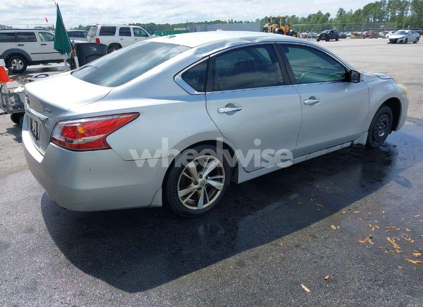Photo 4 of 2013 Nissan Altima 2.5 SV (VIN 1N4AL3AP4DC196236)