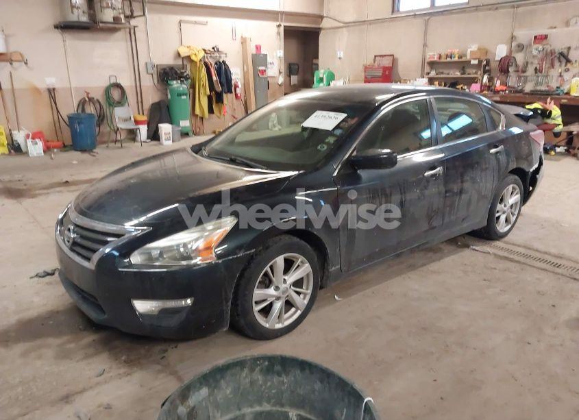 Photo 2 of 2013 Nissan Altima 2.5 SV (VIN 1N4AL3AP4DC198276)