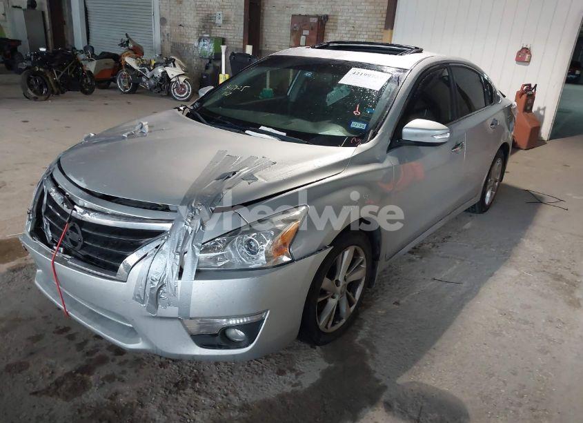 Photo 2 of 2013 Nissan Altima 2.5 SV (VIN 1N4AL3AP4DC221779)