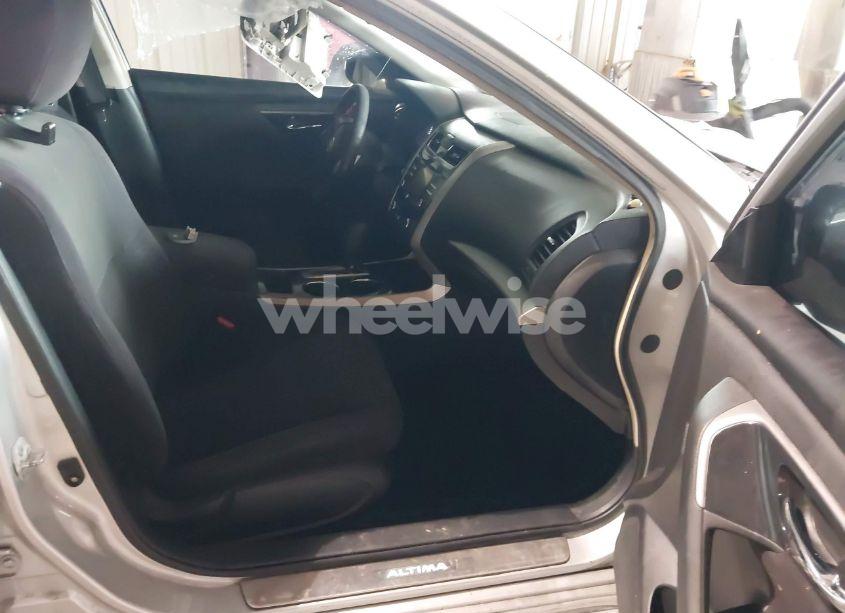 Photo 5 of 2013 Nissan Altima 2.5 SV (VIN 1N4AL3AP4DC221779)