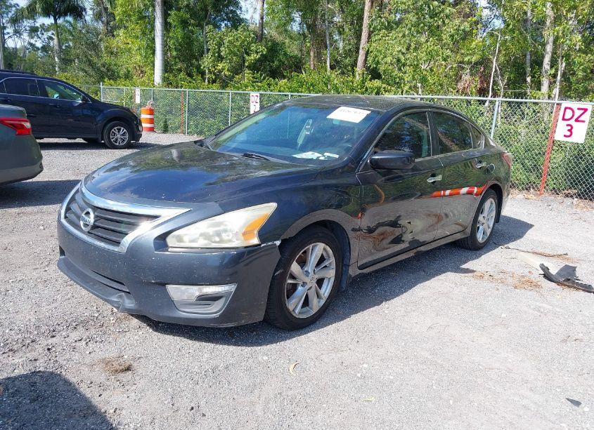 Photo 2 of 2013 Nissan Altima 2.5 SV (VIN 1N4AL3AP4DC241014)