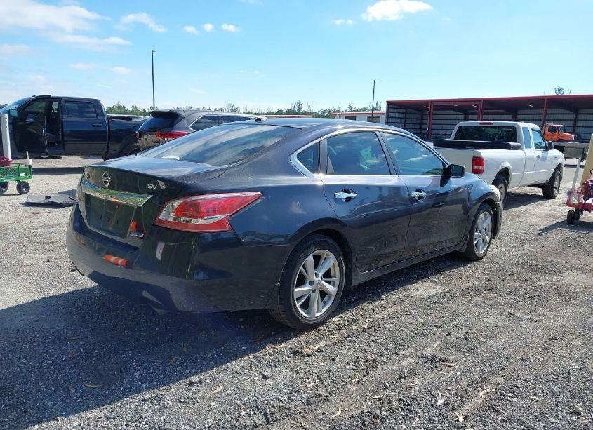 Photo 4 of 2013 Nissan Altima 2.5 SV (VIN 1N4AL3AP4DC241014)