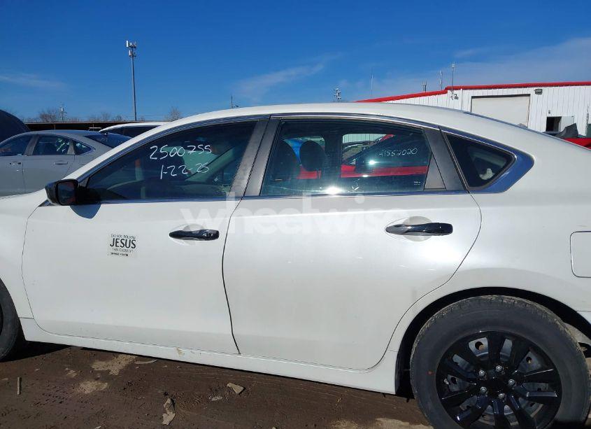 Photo 15 of 2013 Nissan Altima 2.5 S (VIN 1N4AL3AP4DC243264)