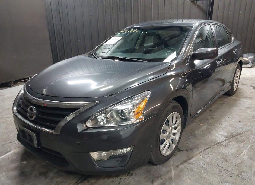 Photo 2 of 2013 Nissan Altima 2.5 S (VIN 1N4AL3AP4DC275969)