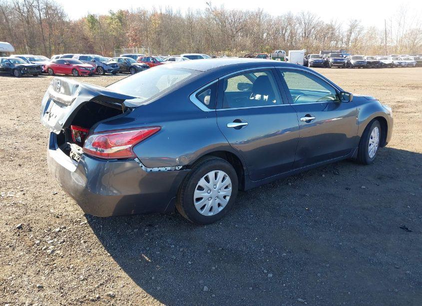 Photo 4 of 2013 Nissan Altima 2.5 S (VIN 1N4AL3AP4DC282095)