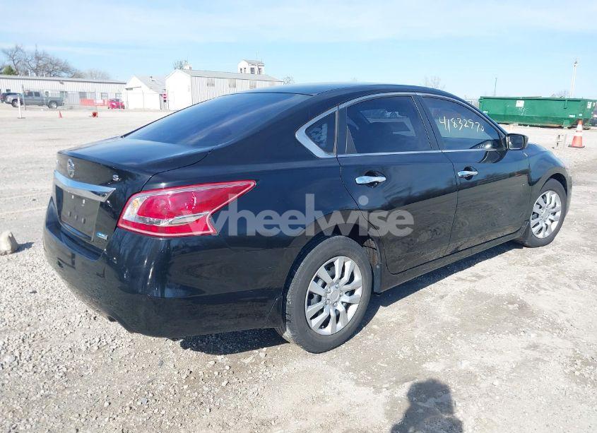 Photo 4 of 2013 Nissan Altima 2.5 S (VIN 1N4AL3AP4DC910253)