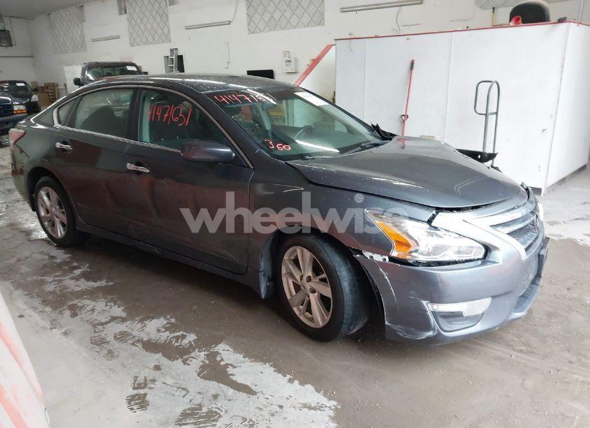 2013 Nissan Altima 2.5 SV (VIN 1N4AL3AP4DC917946) main photo