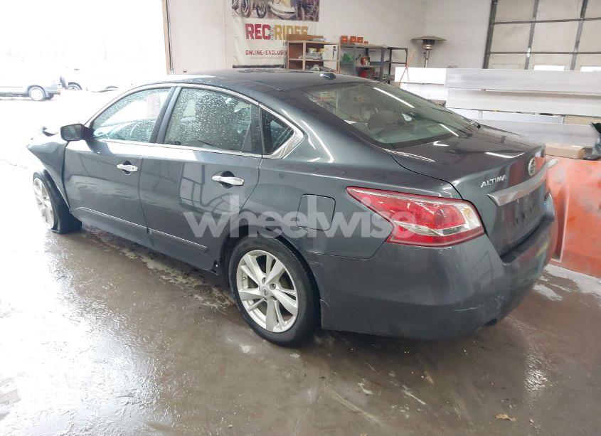 Photo 3 of 2013 Nissan Altima 2.5 SV (VIN 1N4AL3AP4DC917946)