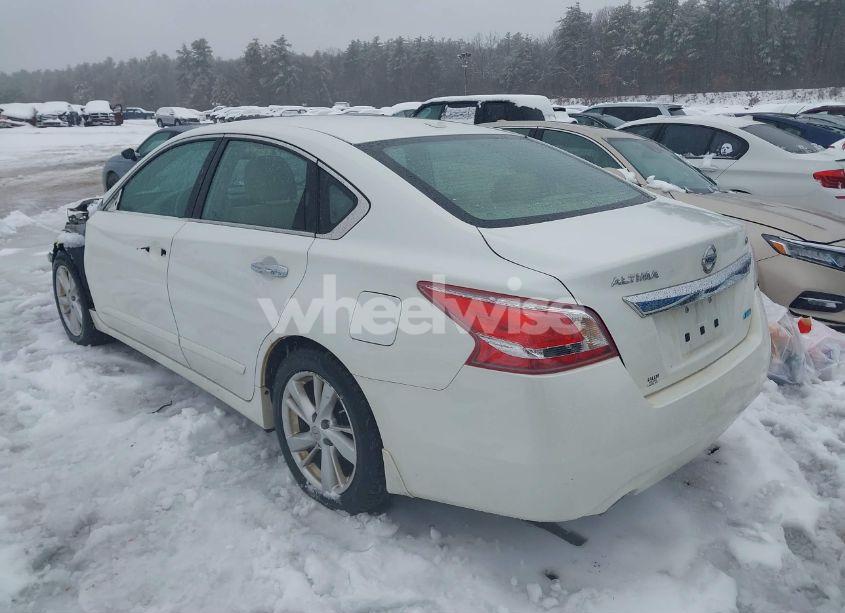 Photo 3 of 2013 Nissan Altima 2.5 SL (VIN 1N4AL3AP4DN424983)