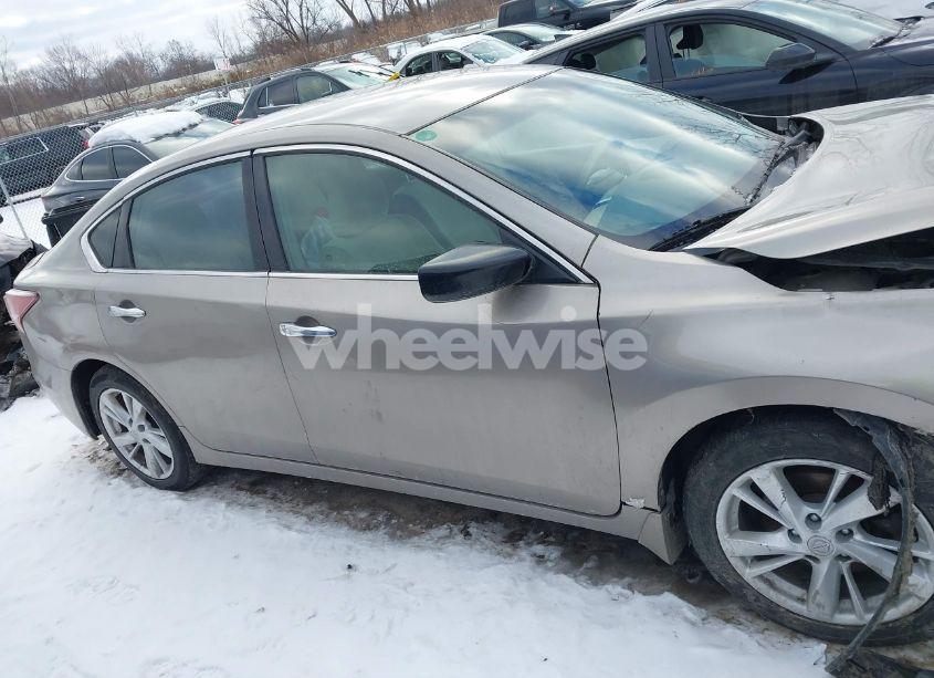 Photo 13 of 2013 Nissan Altima 2.5 SV (VIN 1N4AL3AP4DN429262)