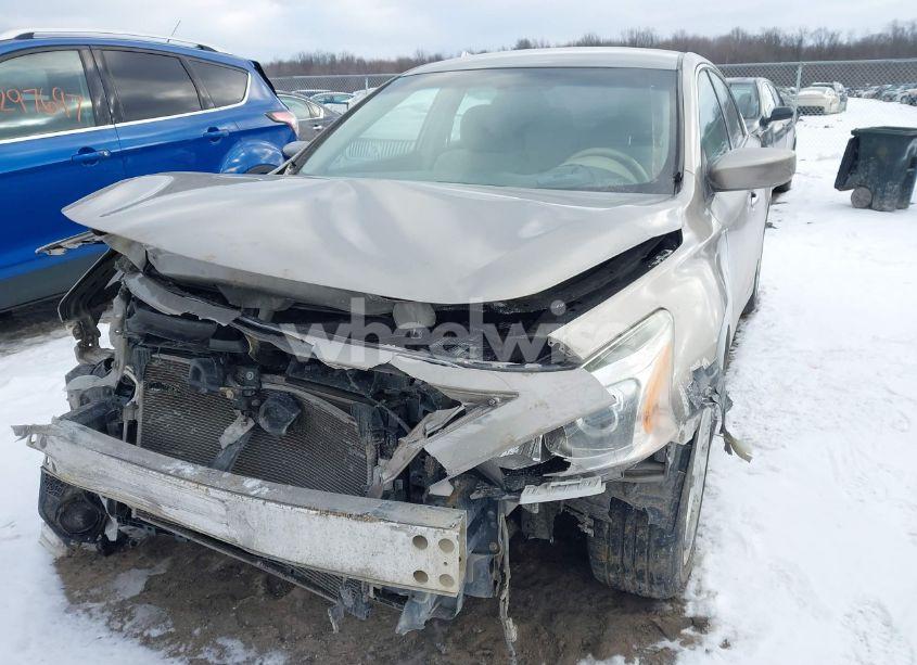 Photo 2 of 2013 Nissan Altima 2.5 SV (VIN 1N4AL3AP4DN429262)