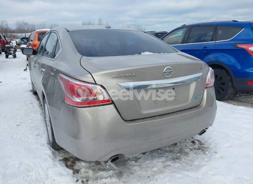 Photo 3 of 2013 Nissan Altima 2.5 SV (VIN 1N4AL3AP4DN429262)
