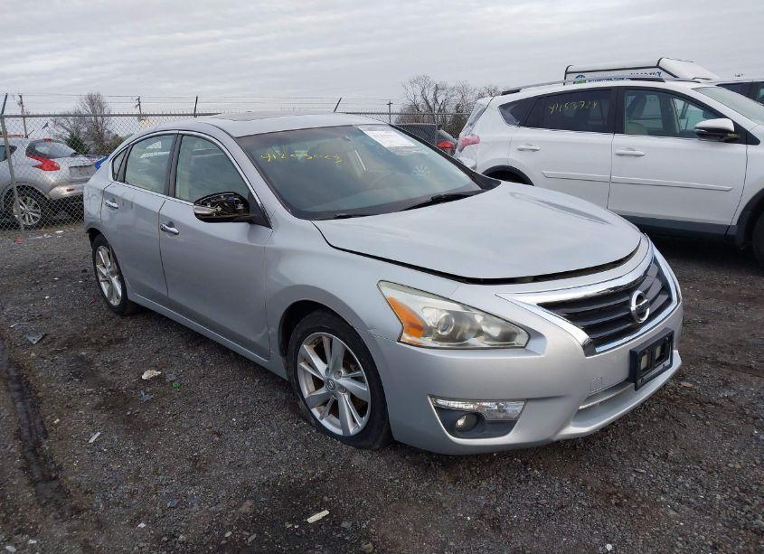 2013 Nissan Altima 2.5 SV (VIN 1N4AL3AP4DN504171) main photo
