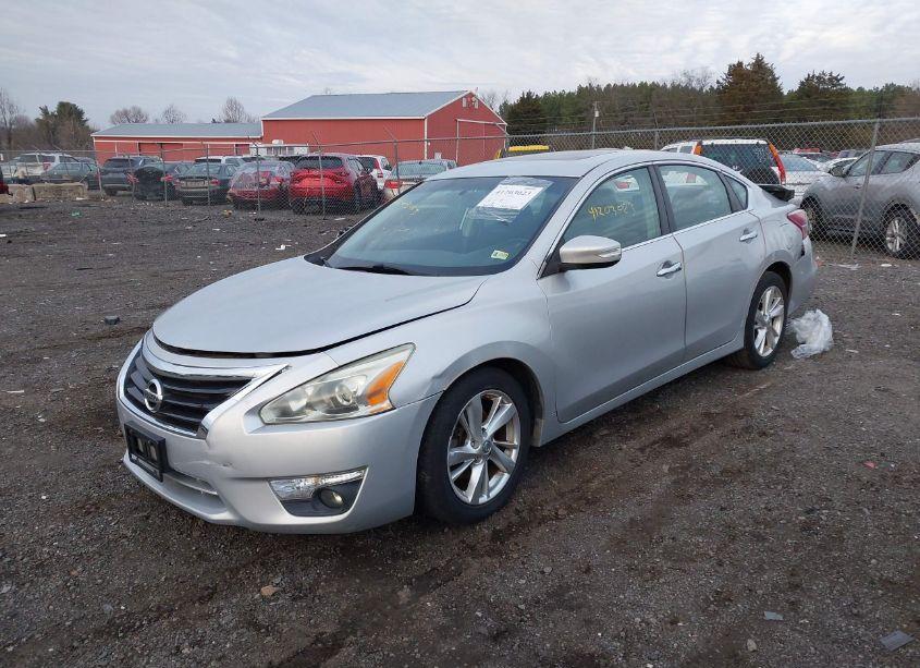 Photo 2 of 2013 Nissan Altima 2.5 SV (VIN 1N4AL3AP4DN504171)