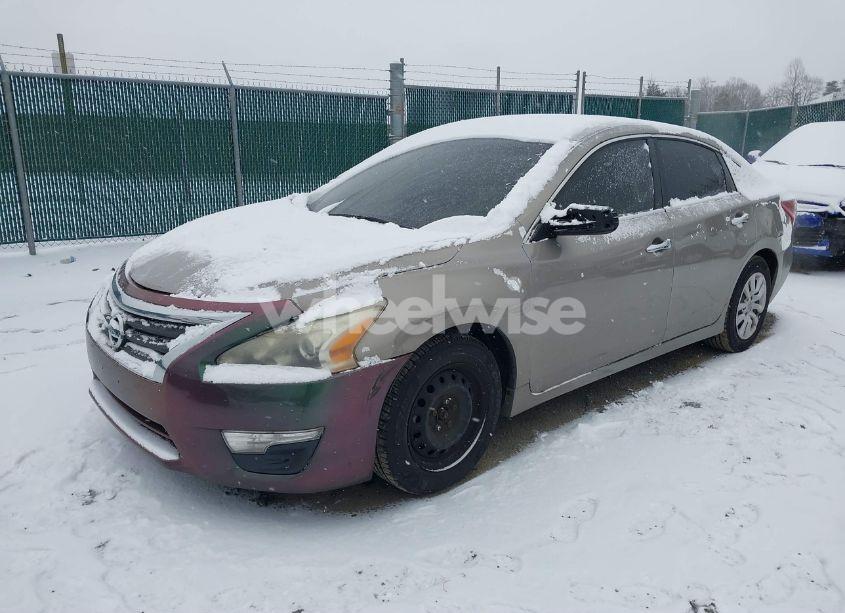 Photo 2 of 2013 Nissan Altima 2.5 S (VIN 1N4AL3AP4DN505451)