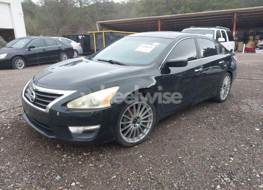 Photo 2 of 2013 Nissan Altima 2.5 S (VIN 1N4AL3AP4DN509869)